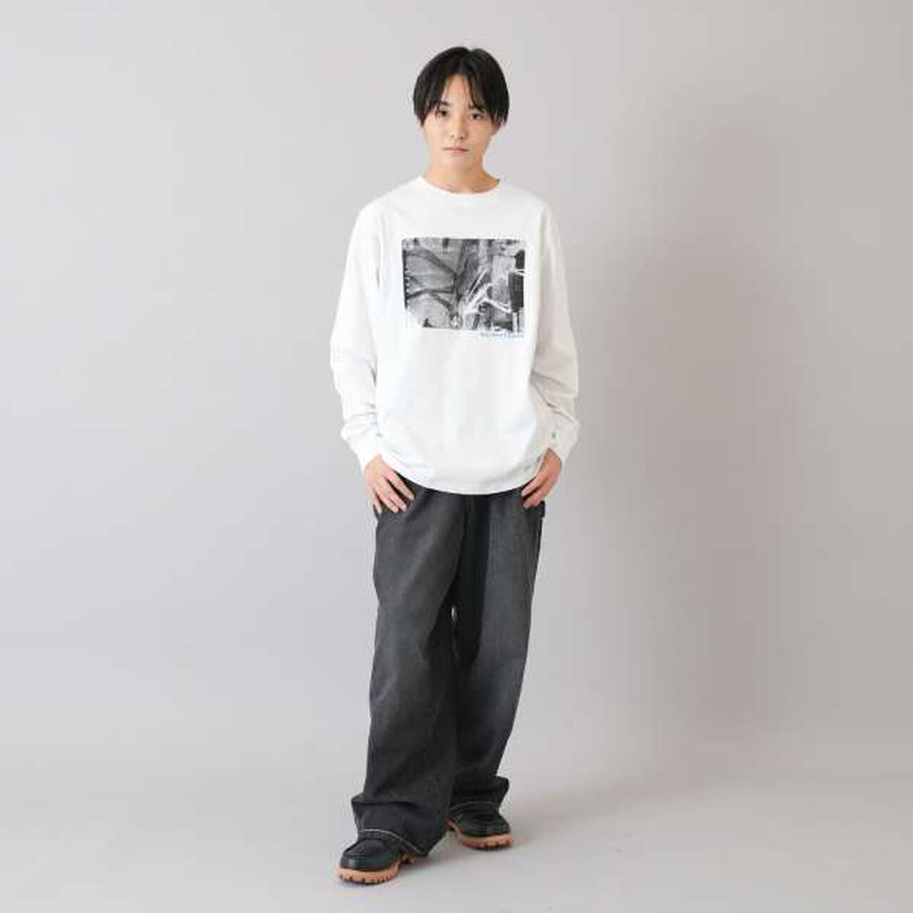 Photo Front Print Long-Sleeve T-Shirt,White, large image number 1