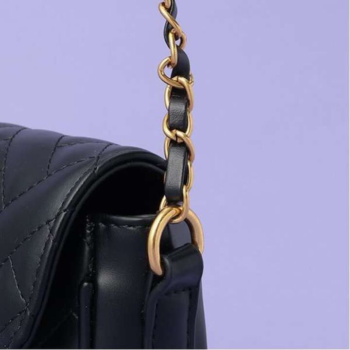 Quilted Shoulder Bag,Beige, medium image number 3