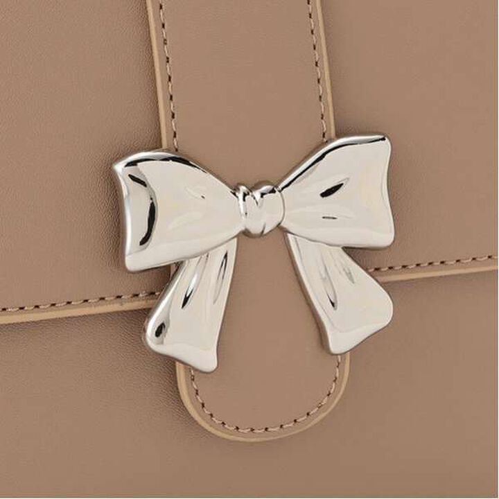 Ribbon Buckle Shoulder Bag,Ivory, medium image number 4