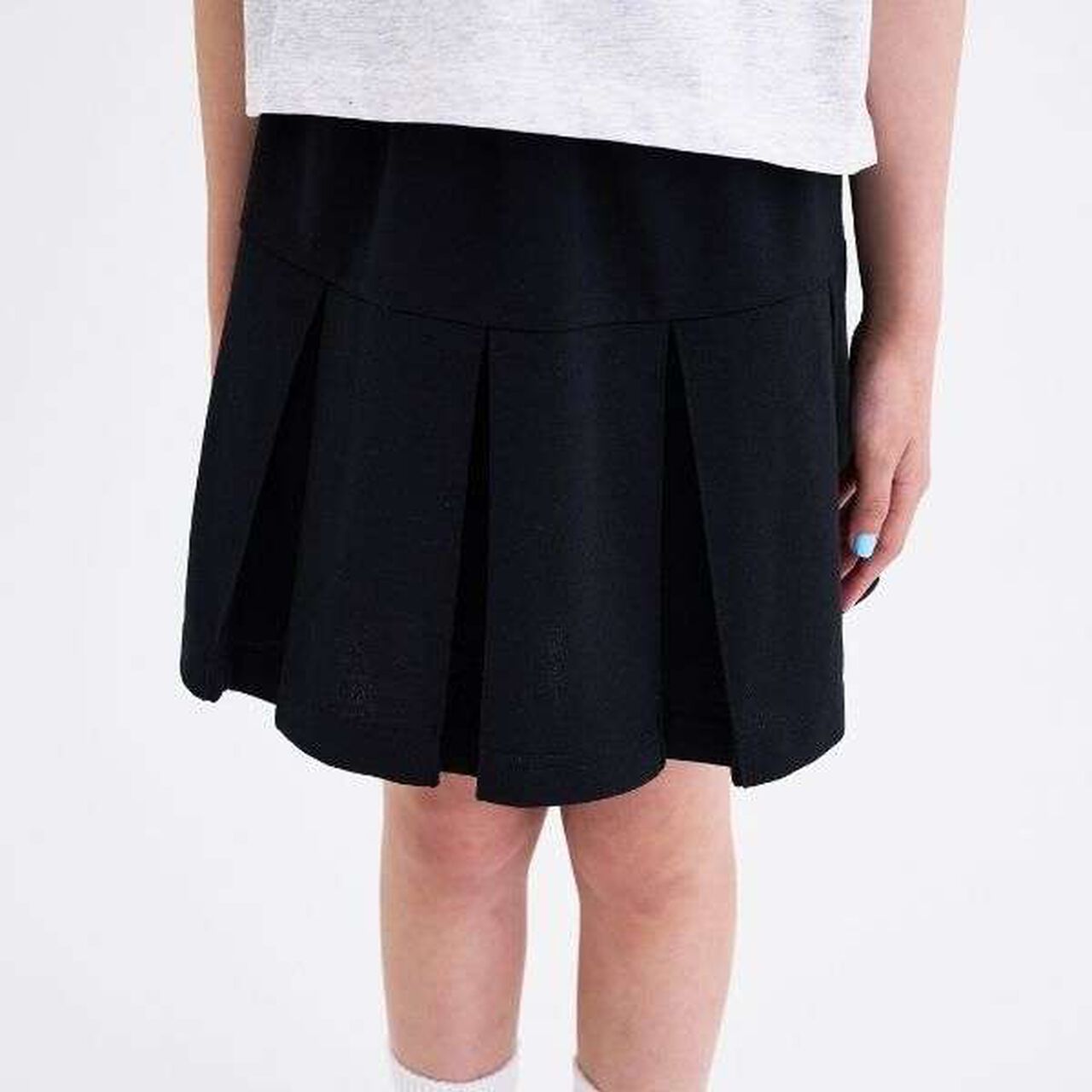 [3way Cool Touch] Logo Short-Sleeve T-Shirt & Pleated Skirt Outfit Set,Smoke white, large image number 15