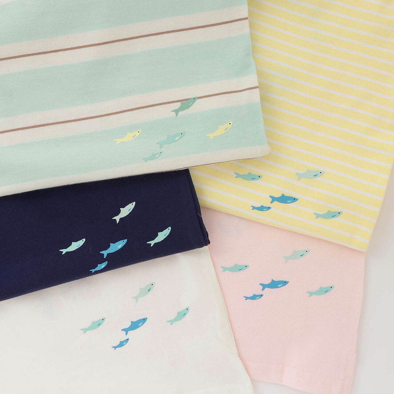 [Cool Touch] Sea Creature Appliqu&eacute; Short Sleeve T-Shirt,Off white, large image number 27