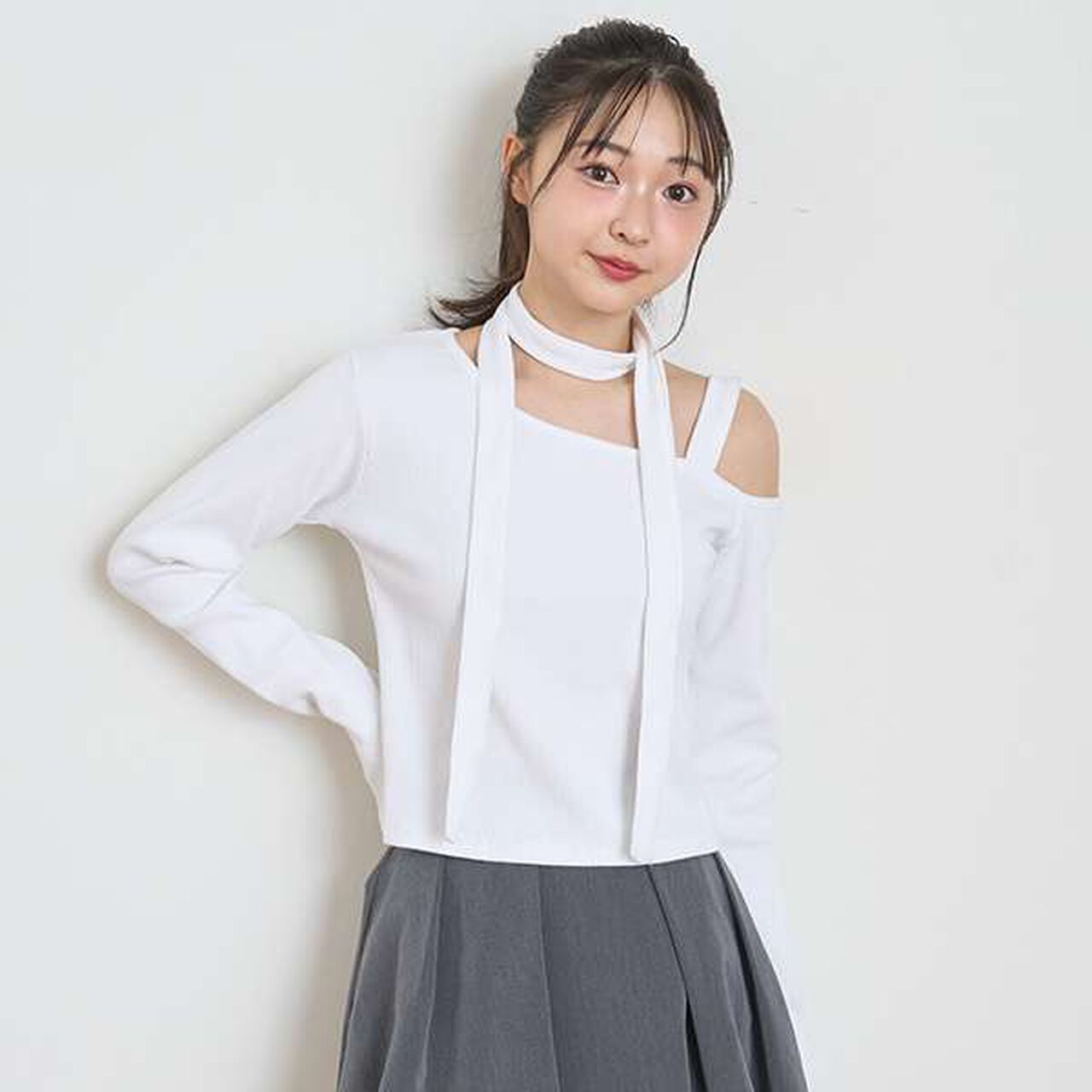 Bow Tie Long T-Shirt,Off white, large image number 0