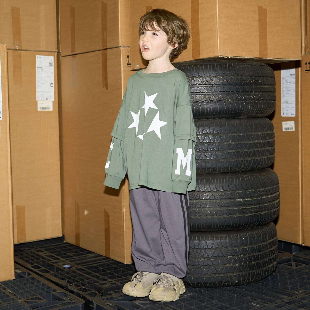 [MNCM] [Coordinatable Setup] [Kaiteki Tenjiku] Oversized Silhouette Side Line Pants,Dark brown, large image number 22