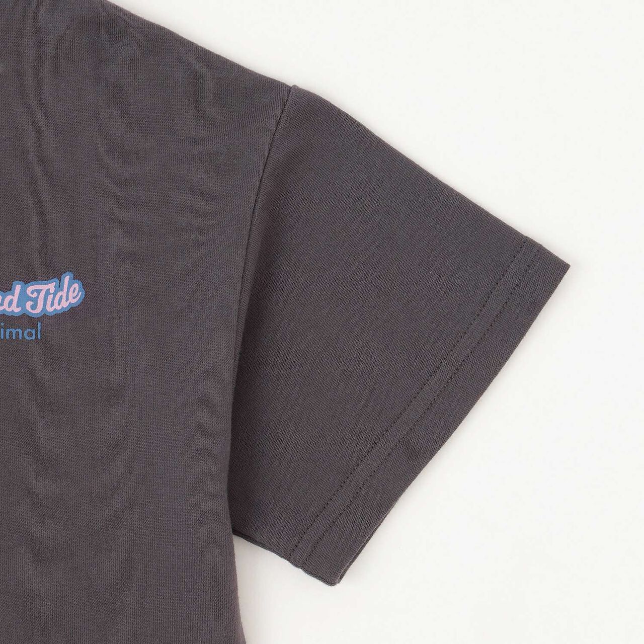 Loose Short Sleeve T-Shirt with Back Patch,Charcoal gray, large image number 20
