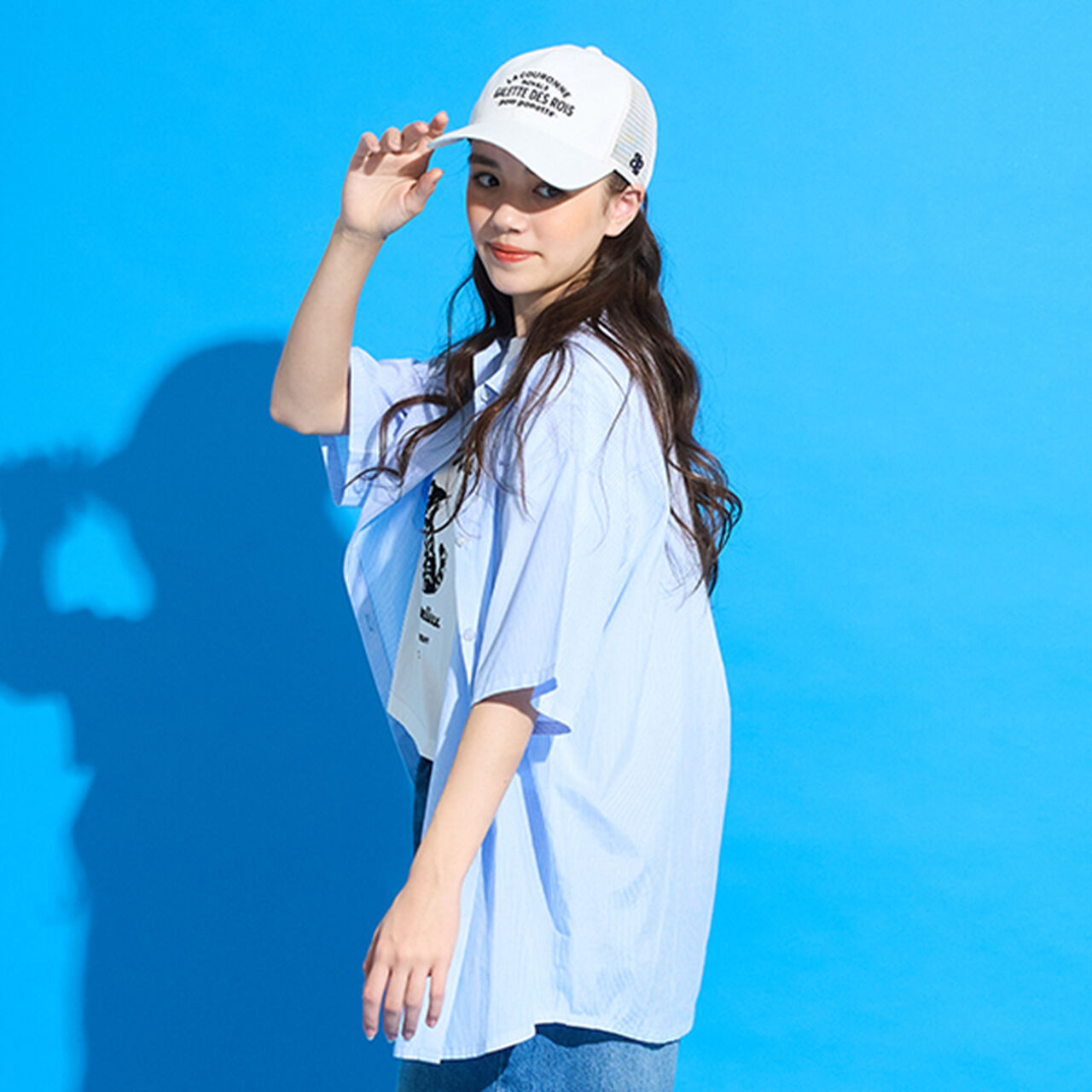 [New Colors Added Due to Popular Demand] [AMI] 5-Minute Sleeve Big Shirt x Compact T-Shirt,Off white, large image number 2