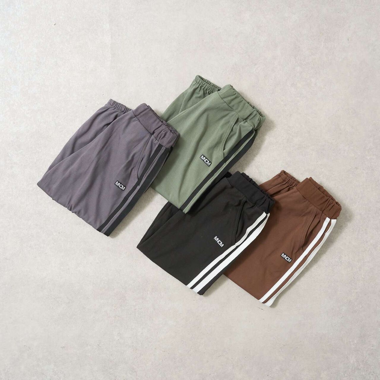 [MNCM] [Coordinatable Setup] [Kaiteki Tenjiku] Oversized Silhouette Side Line Pants,Dark brown, large image number 13