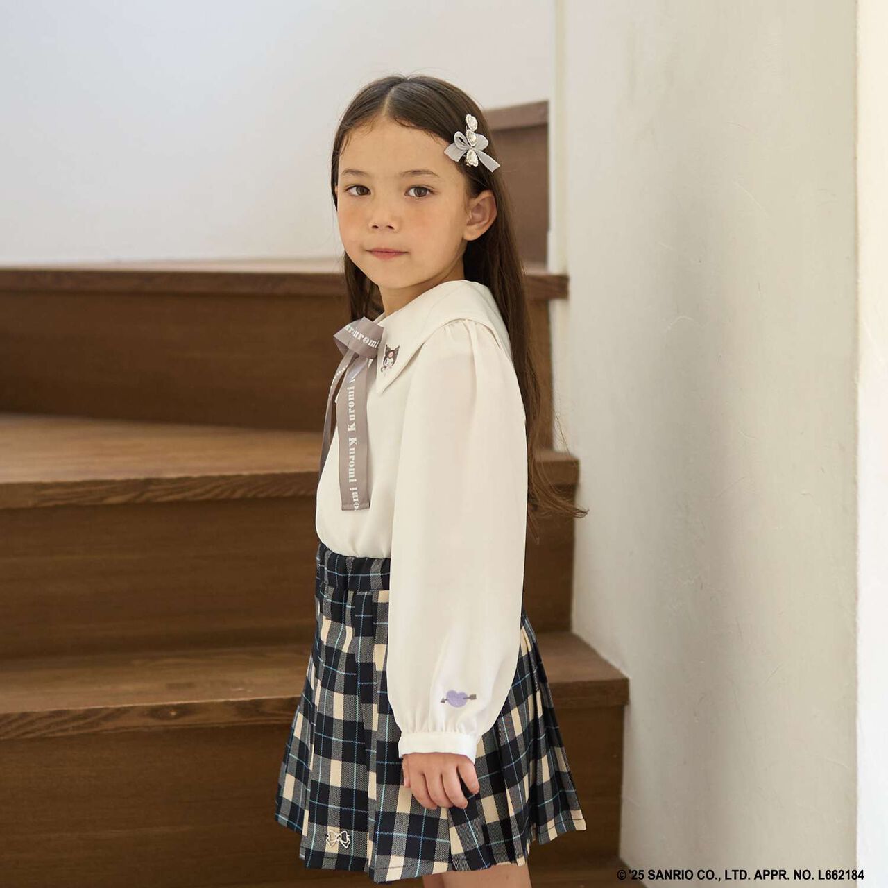 Sanrio Characters Bow Tie Blouse,Black, large image number 23