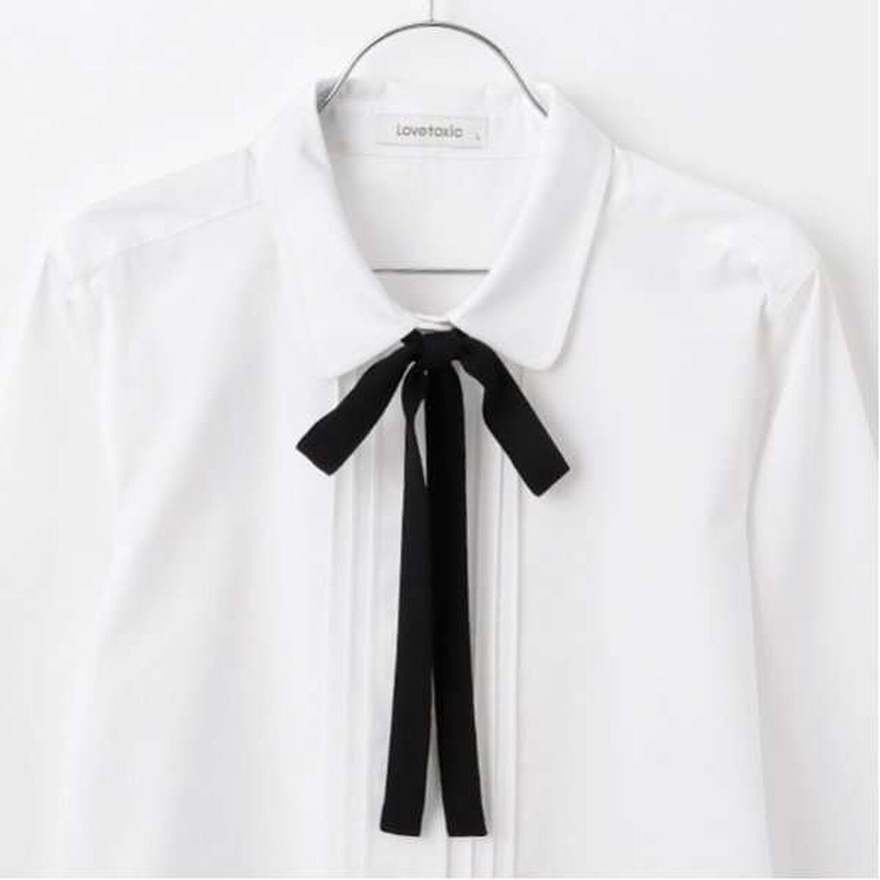 Easy-Care Graduation Bow Tie Blouse,Off white, large image number 16
