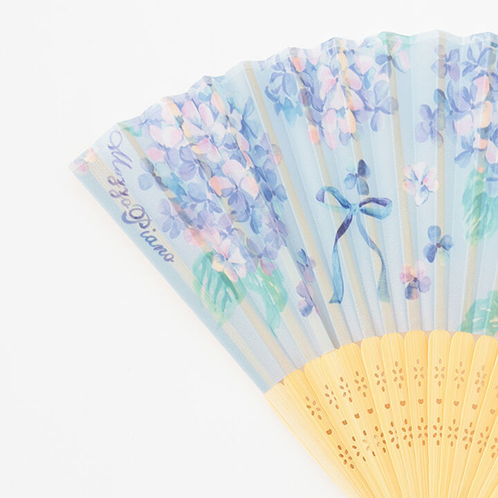 Hydrangea & Strawberry Handkerchief Pattern Folding Fan with Pouch,Light blue, medium image number 3