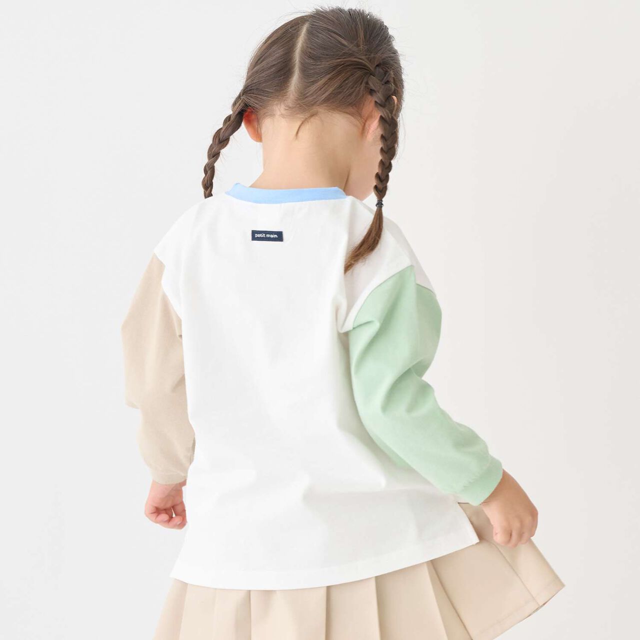 Color-Blocked Relaxed Long-Sleeve T-Shirt [Food Stain Resistant],Navy, large image number 1