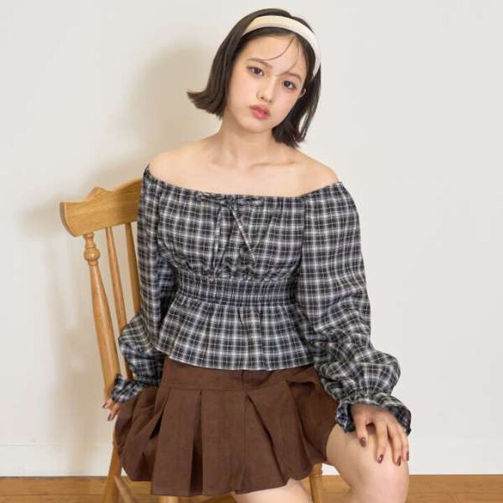 Checkered Off-Shoulder Blouse,Off white, medium image number 2