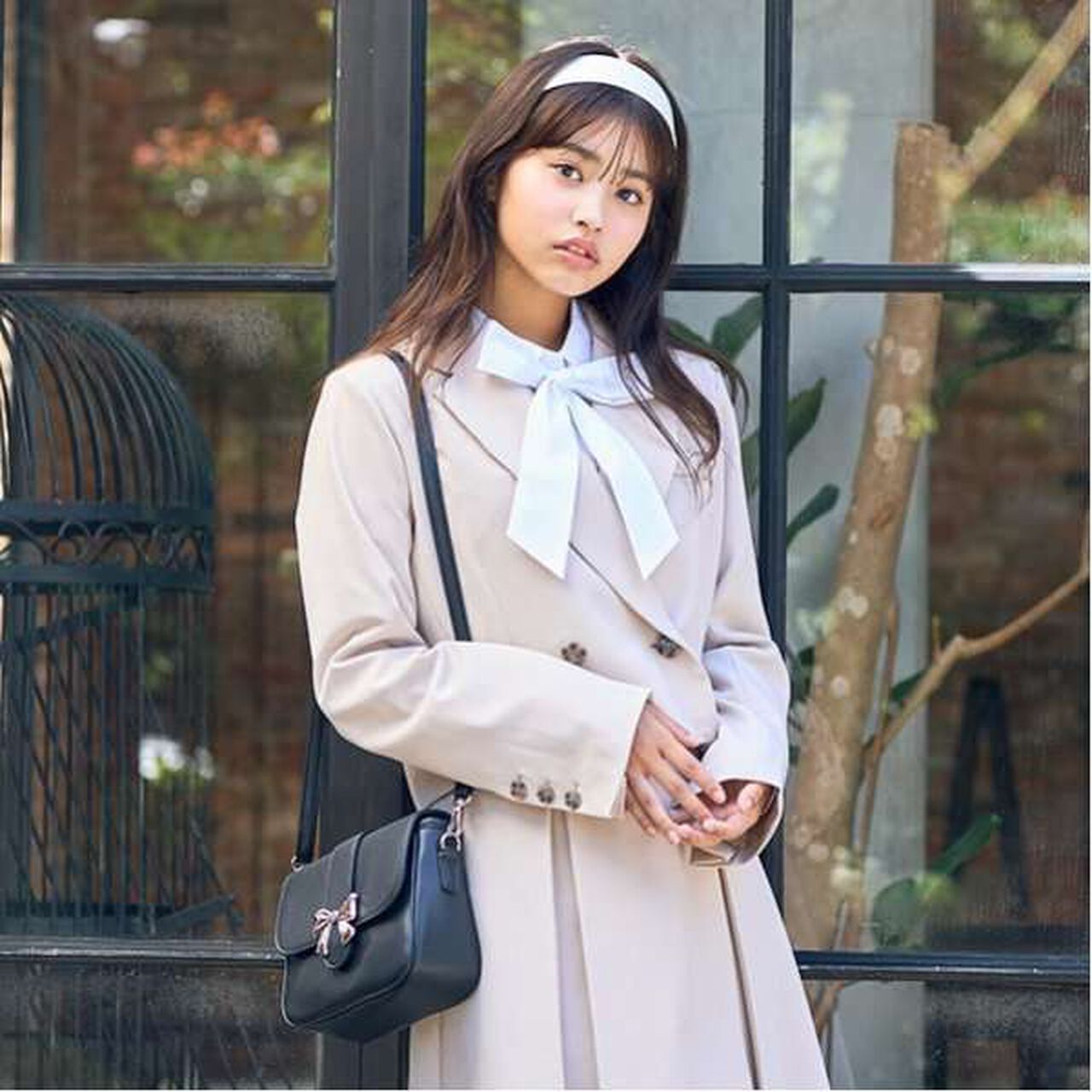 Ribbon Buckle Shoulder Bag,Ivory, large image number 10