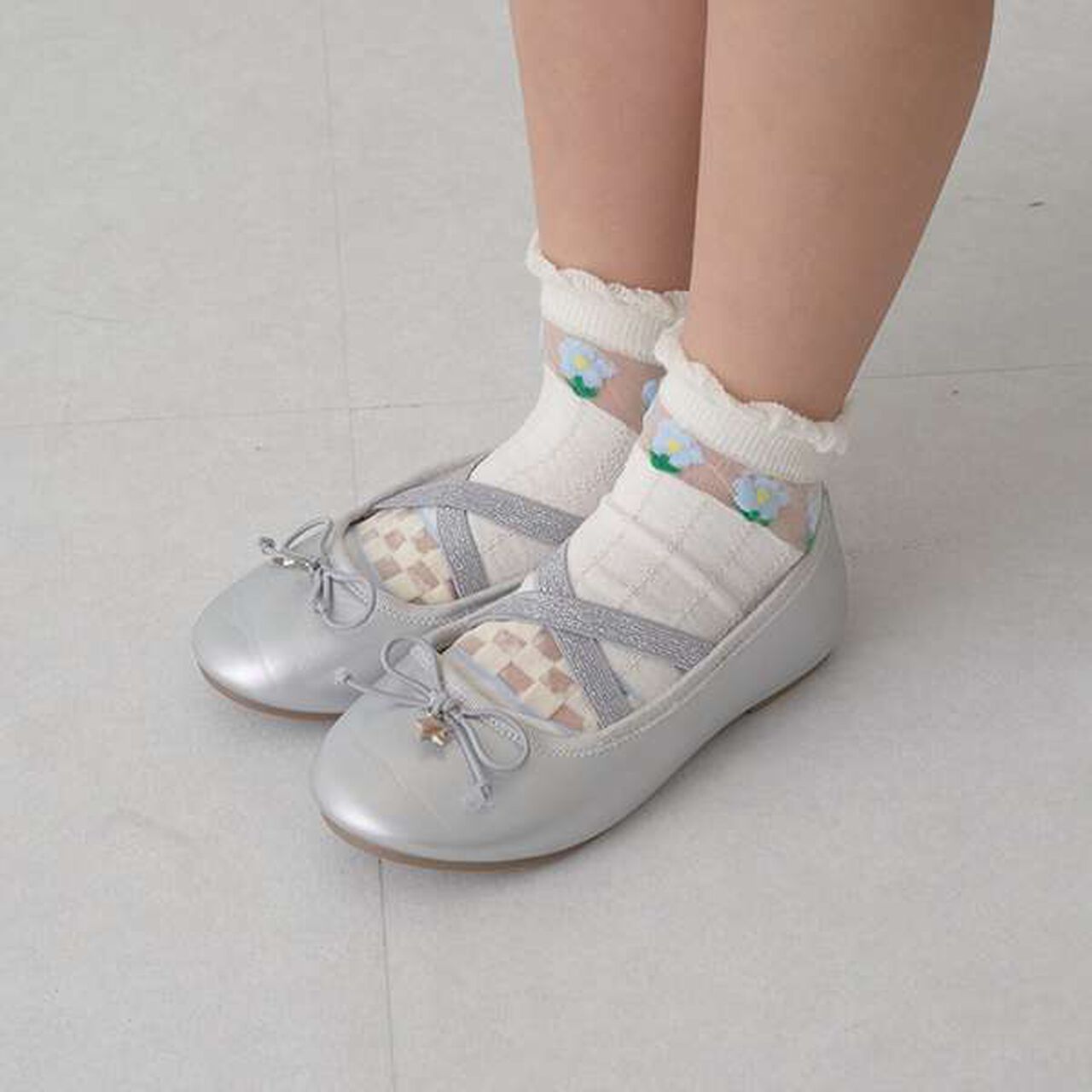 Sheer Flower Assortment Socks,Lemon yellow, large image number 2