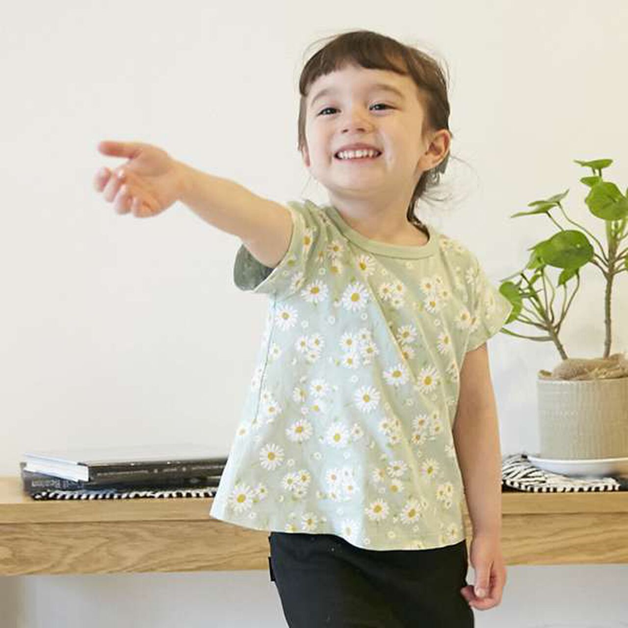 Affordable Girls Short Sleeve T-Shirt,Orange, large image number 24