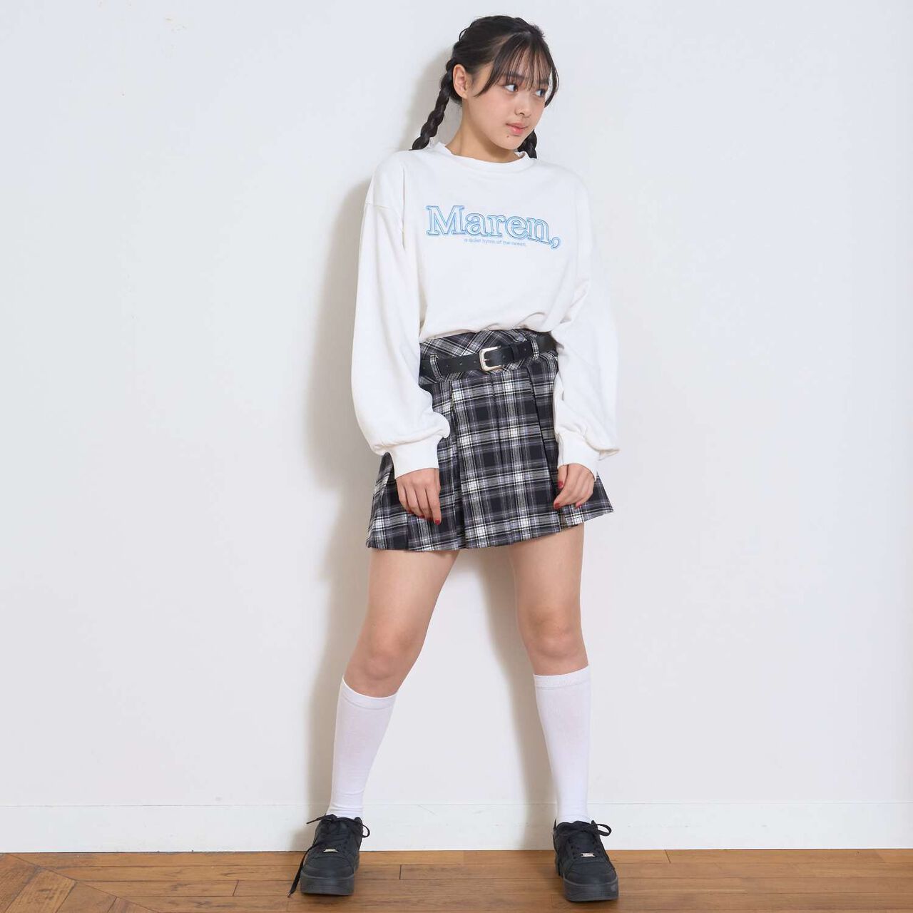 [Instant Cute Top] 3D Logo Embroidery Basic Sweatshirt,Off white, large image number 2