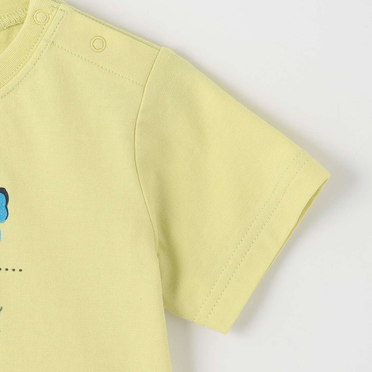 Cool Touch Insect Print Short-Sleeve T-Shirt,Light green, large image number 4