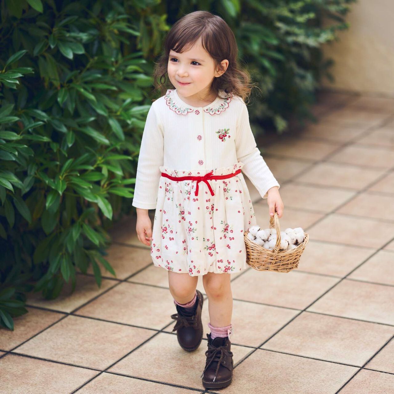 Wild Strawberry Long-Sleeve Balloon One-Piece Dress [Organic] [Made in Japan],Pearl white, large image number 1