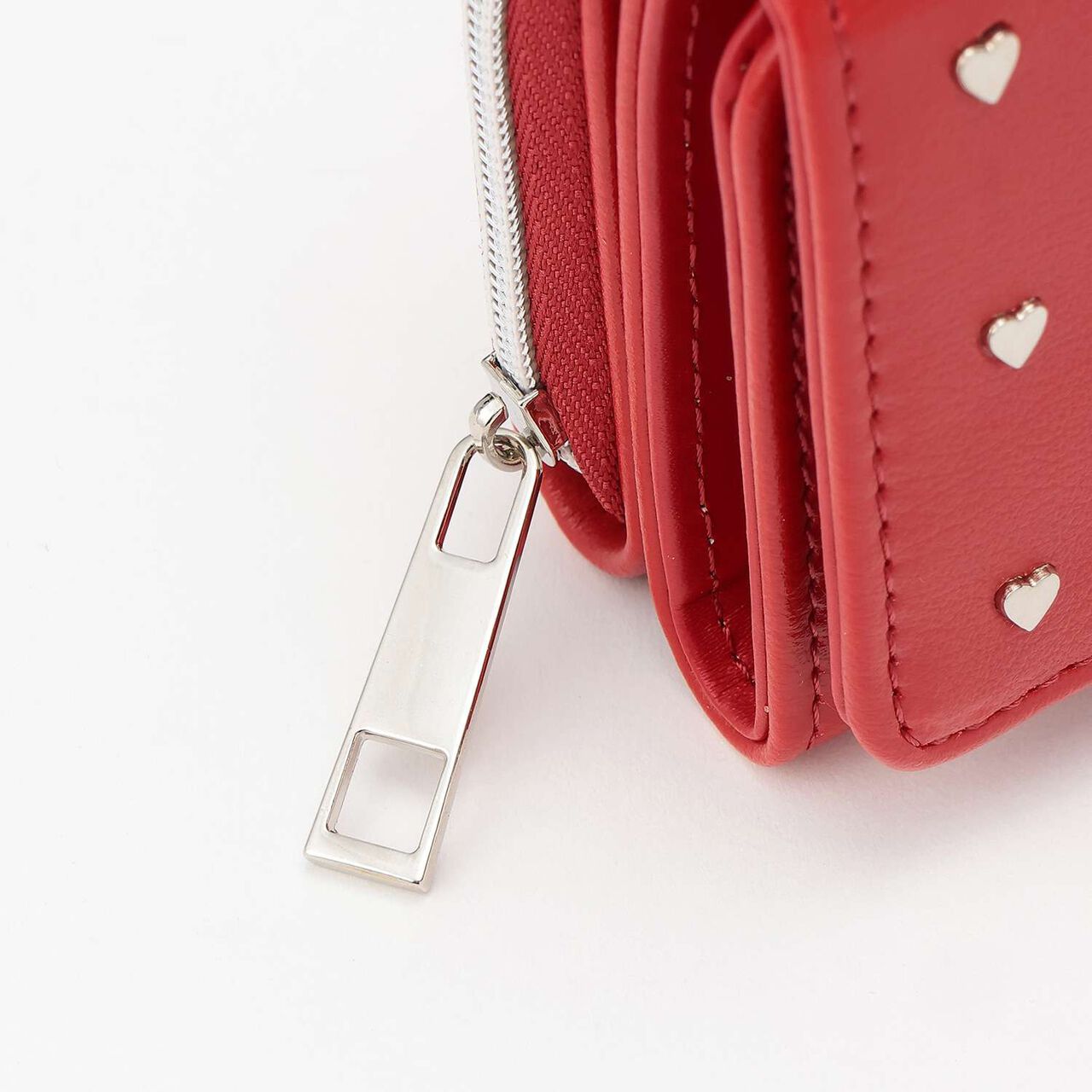 Heart Studs Tri-Fold Wallet,Red, large image number 2