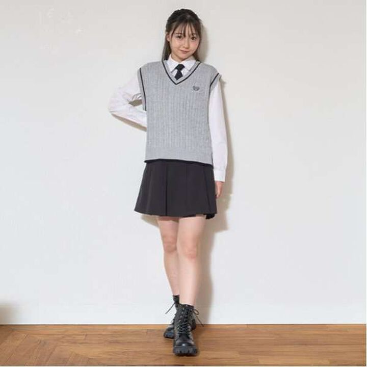 Washable Knit Graduation Vest,Light gray, medium image number 5
