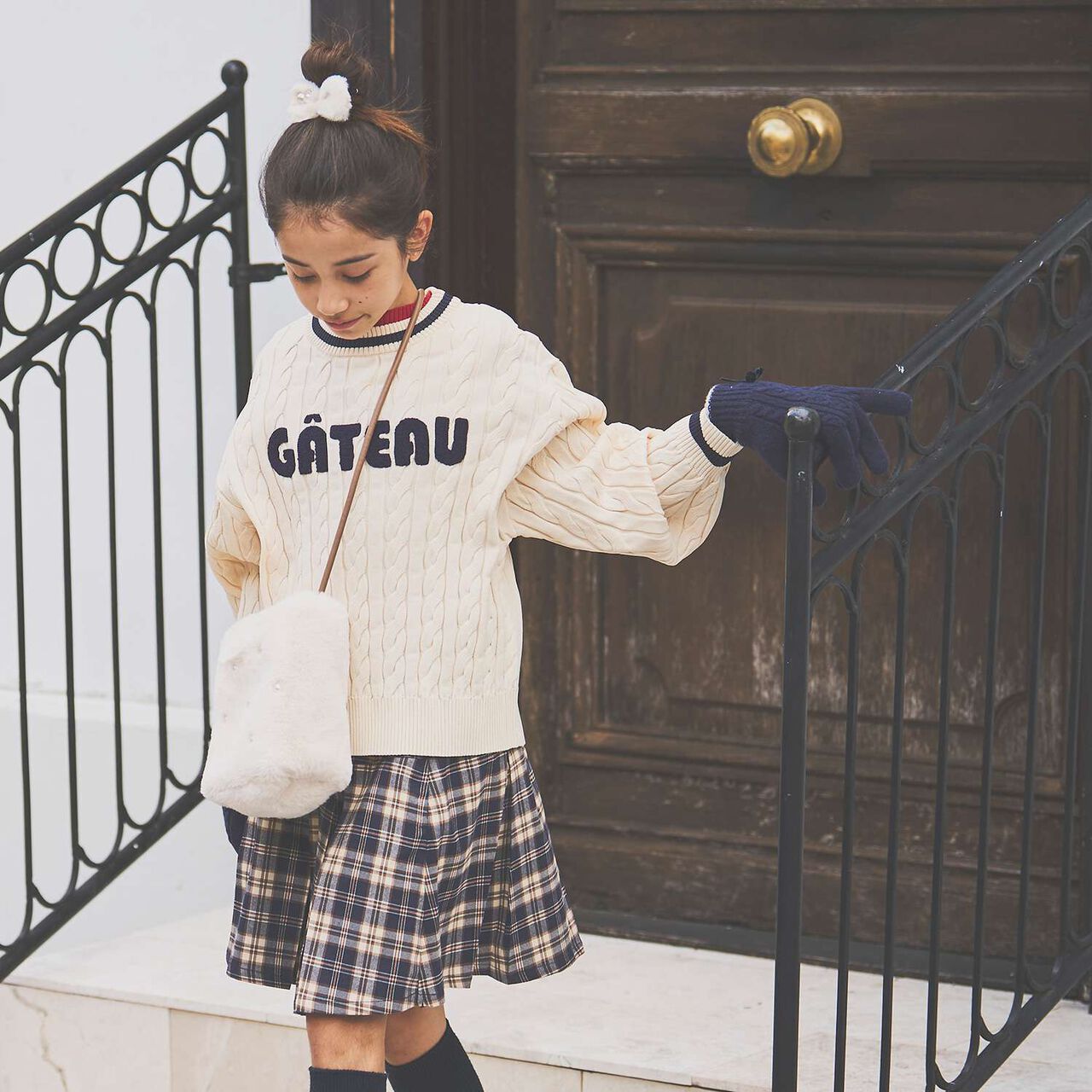 Faux Fur Mini Shoulder Bag,Ivory, large image number 9