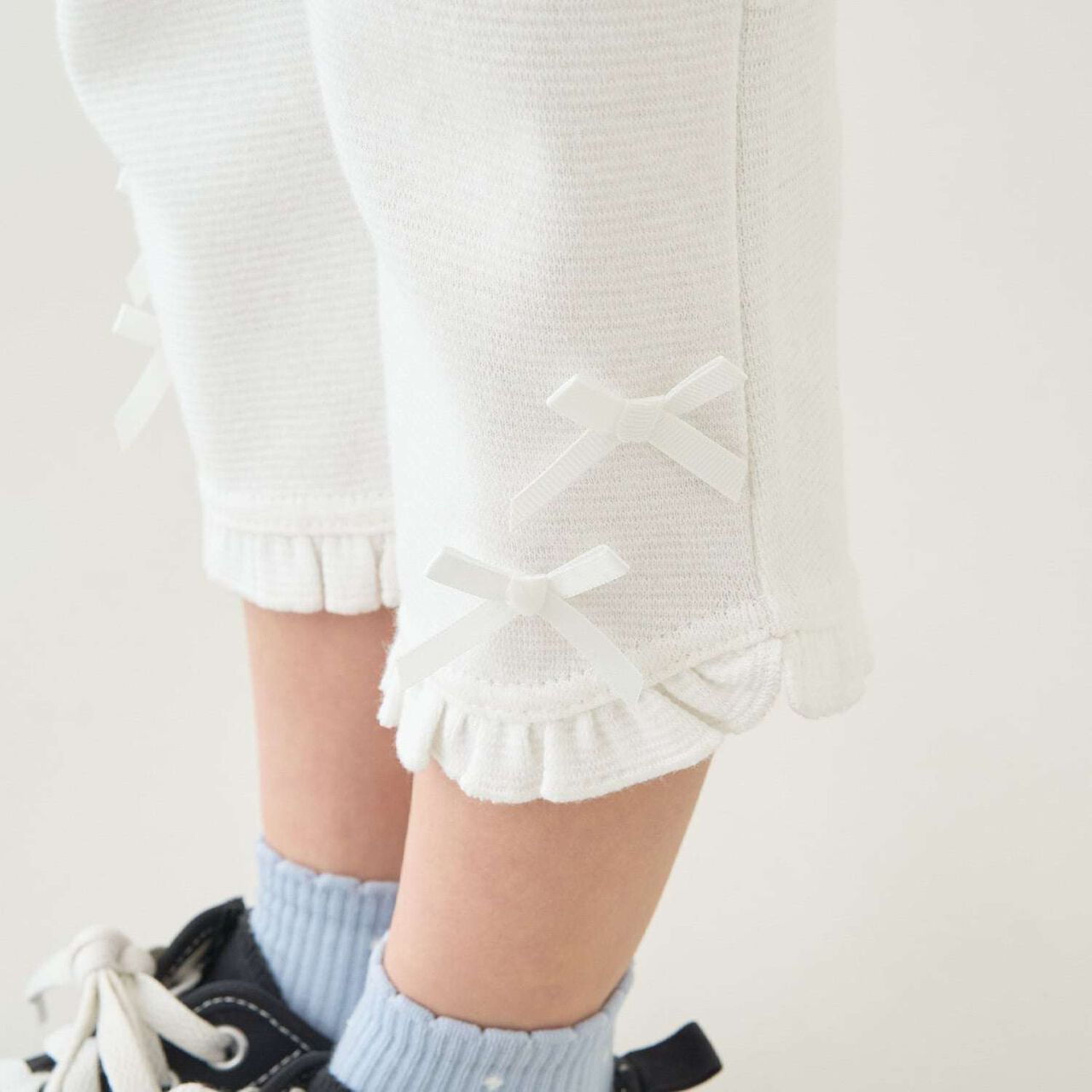 [Tomo Pants] Stain Resistant UV Cool Touch Round-Hem Frill 3/4 Capri Pants for Girls,Salmon pink, large image number 18