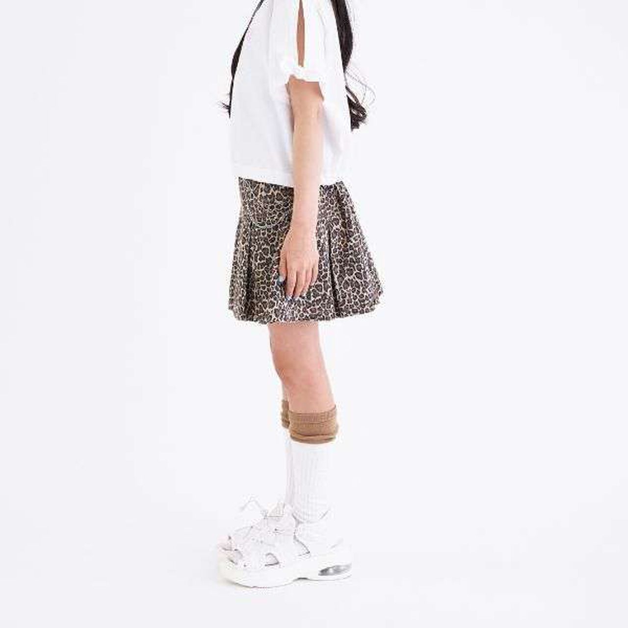 Pleated Skirt with Chain Detail,Beige, large image number 8