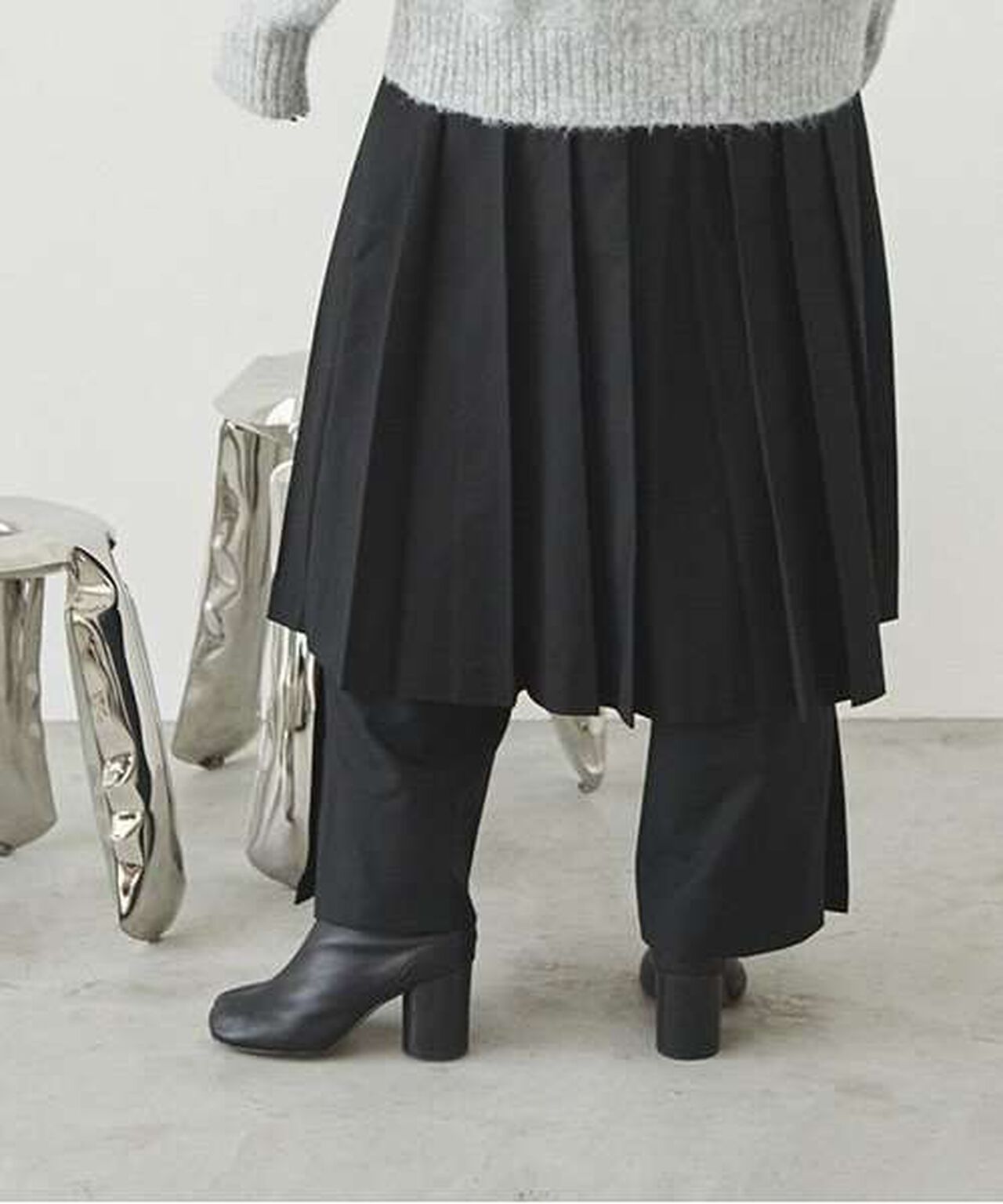 Semi-Wide Tuck Pants,Black, large image number 8