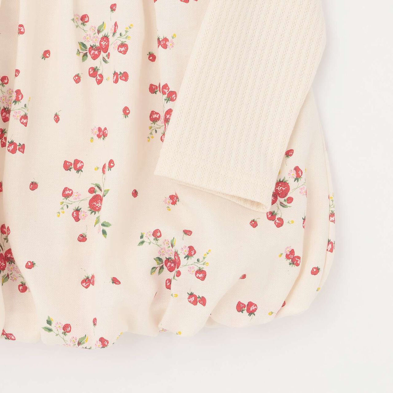 Wild Strawberry Long-Sleeve Balloon One-Piece Dress [Organic] [Made in Japan],Pearl white, large image number 9