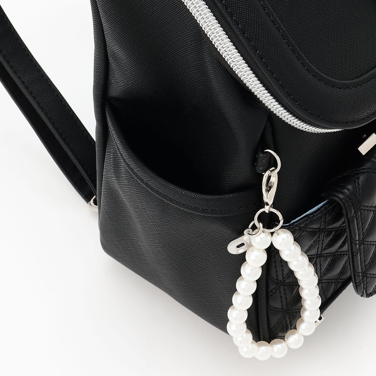 Quilted Design Bucket Backpack,Black, large image number 4