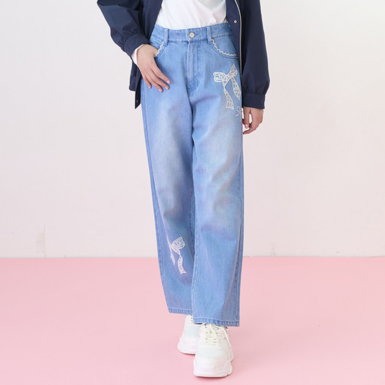 Lace Appliqué Slim Fit Loose Straight Denim Pants,Light blue, large image number 21