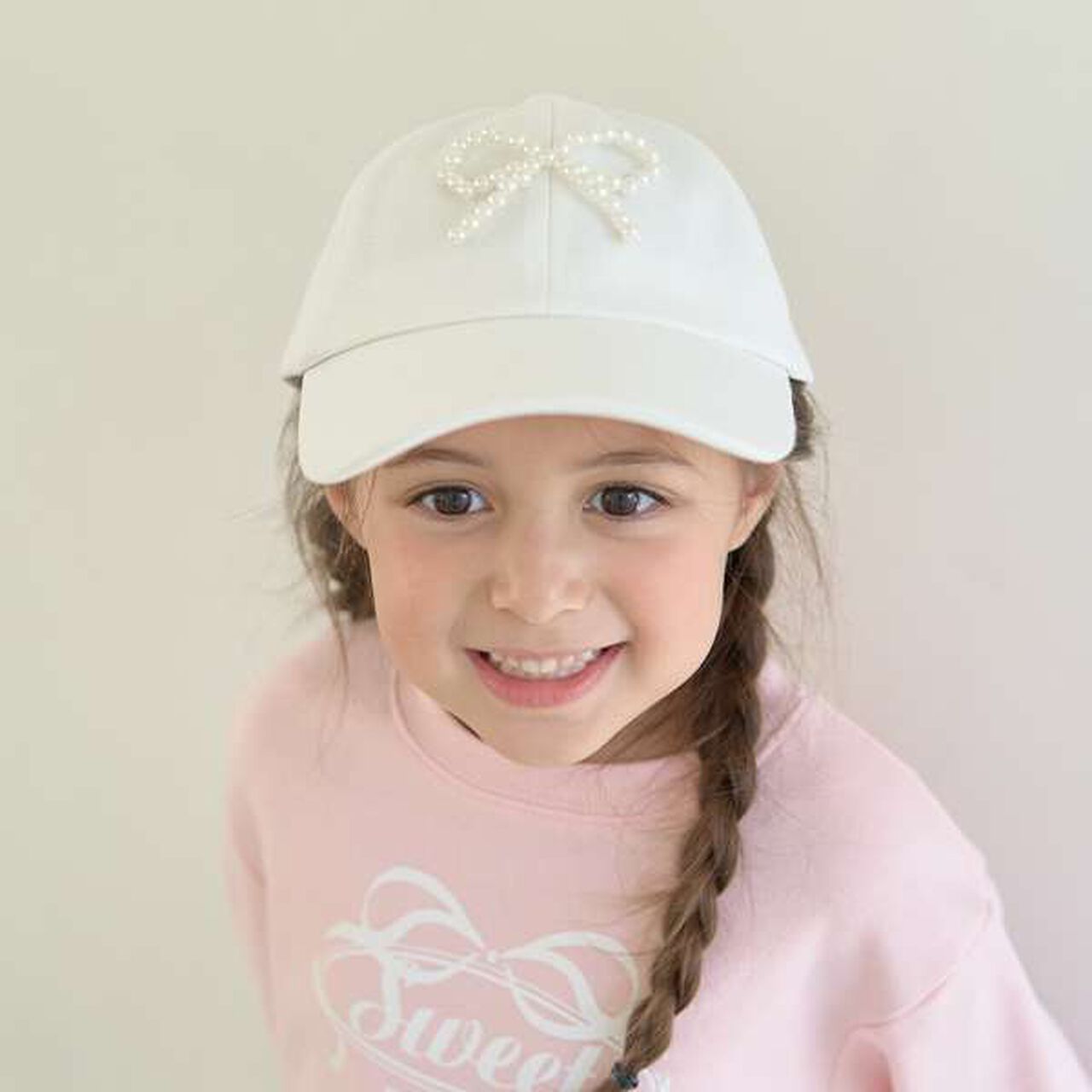 Pearl-Style Cap with Ribbon,Black, large image number 15