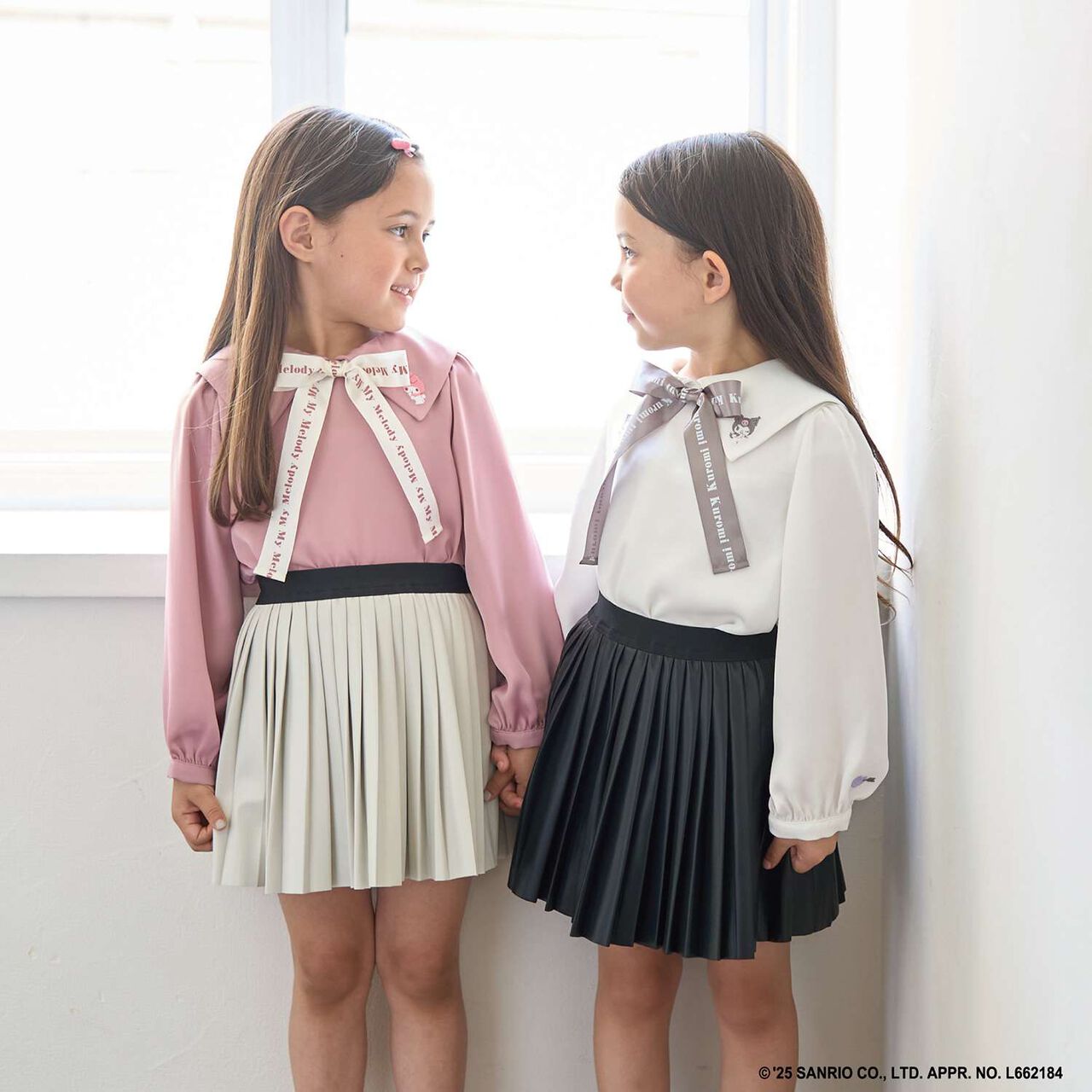 Sanrio Characters Bow Tie Blouse,Black, large image number 34