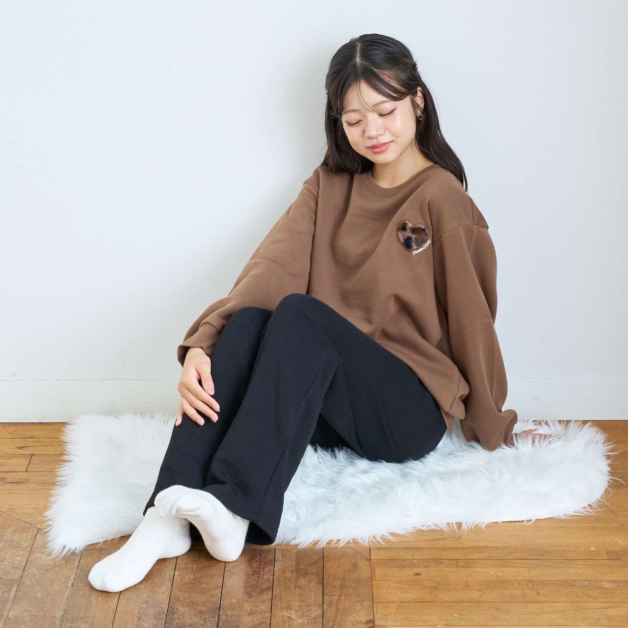 Back Heart Shaggy Lining Long-Sleeve Top & Bottom Set,Brown, large image number 2
