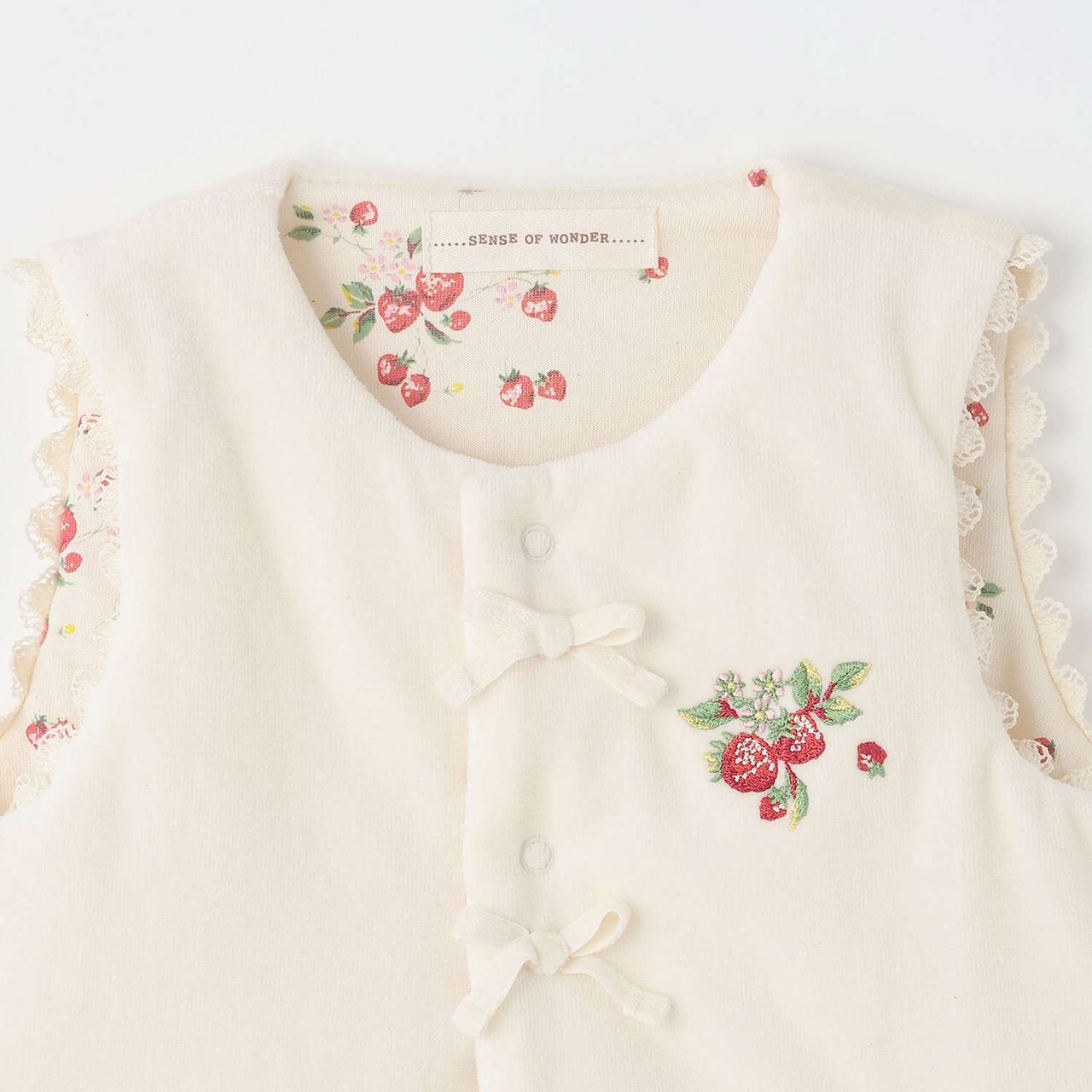 Wild Strawberry Embroidered Vest [Organic] [Made in Japan],Pearl white, large image number 2