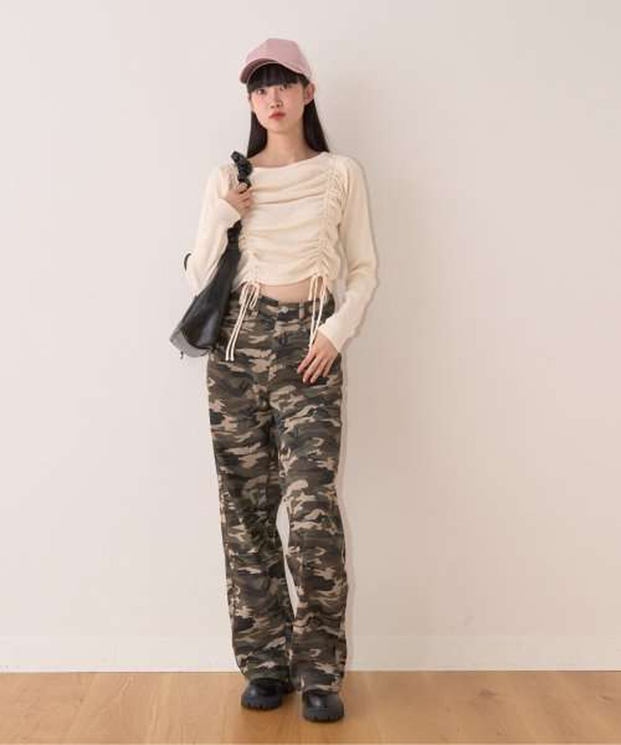 Curved Pants,Khaki, large image number 1