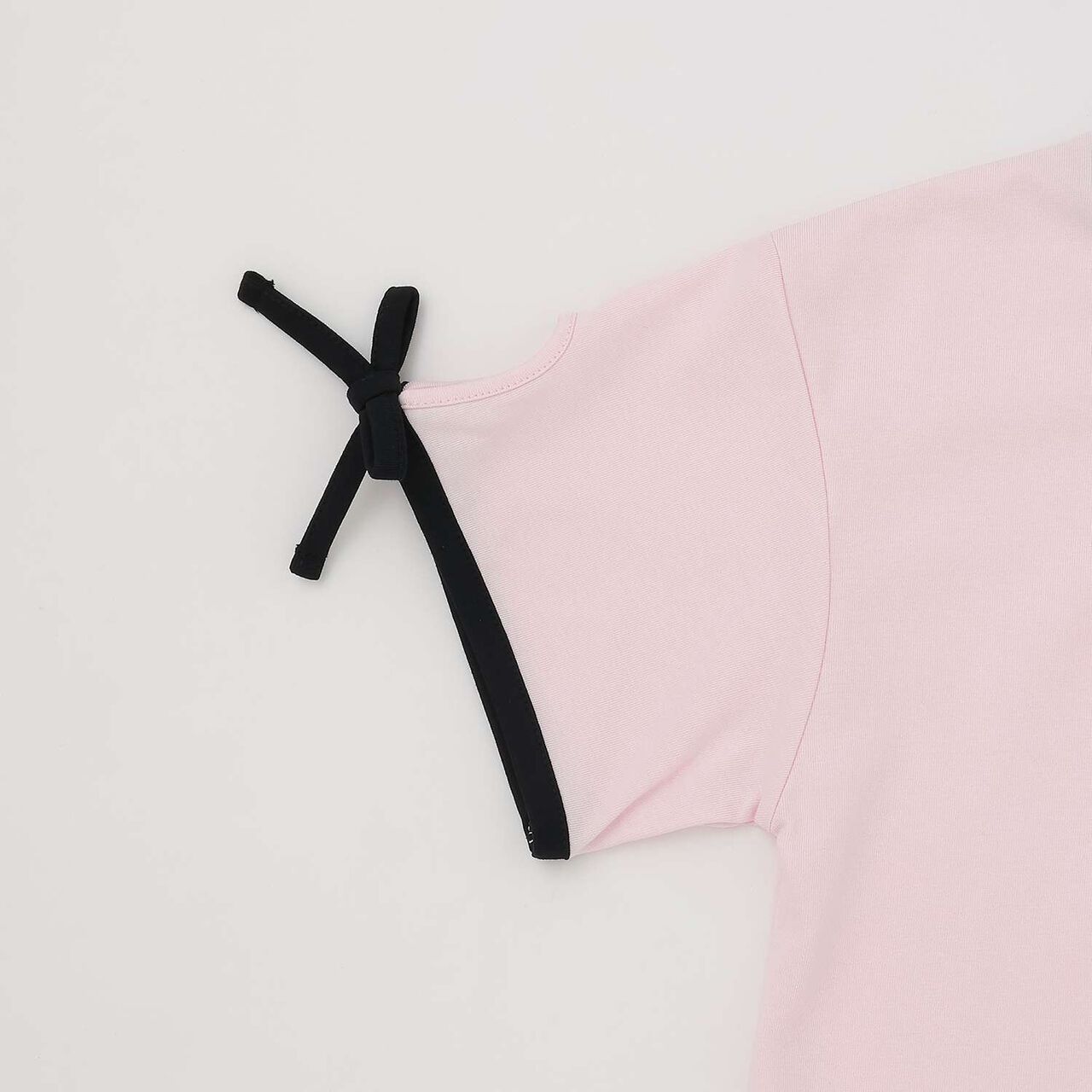 [Cool Touch] Lame Clear Patch Short-Sleeve Ribbon T-Shirt,Black, large image number 16