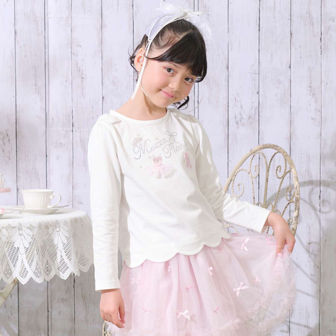 Ballerina Logo Long-Sleeve T-Shirt,Off white, large image number 0