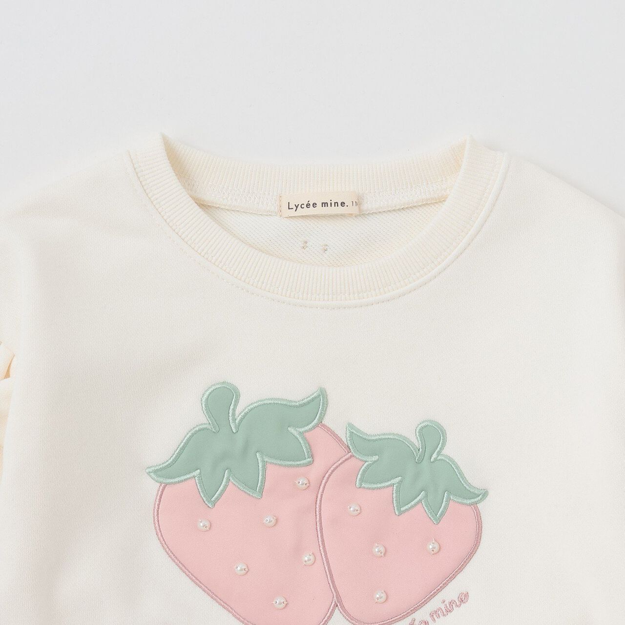 Quick-Dry Fleece Strawberry Appliqu&eacute; Sweatshirt,Black, large image number 7