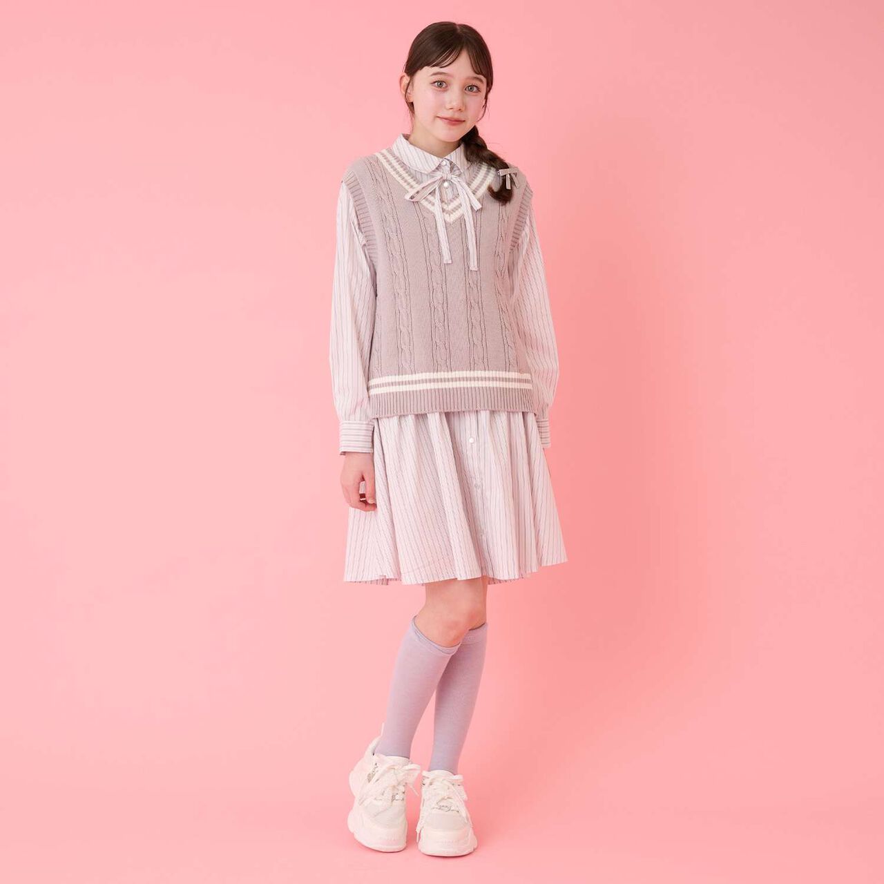 Ribbon & Logo Knee-High Socks,Silver gray, large image number 10