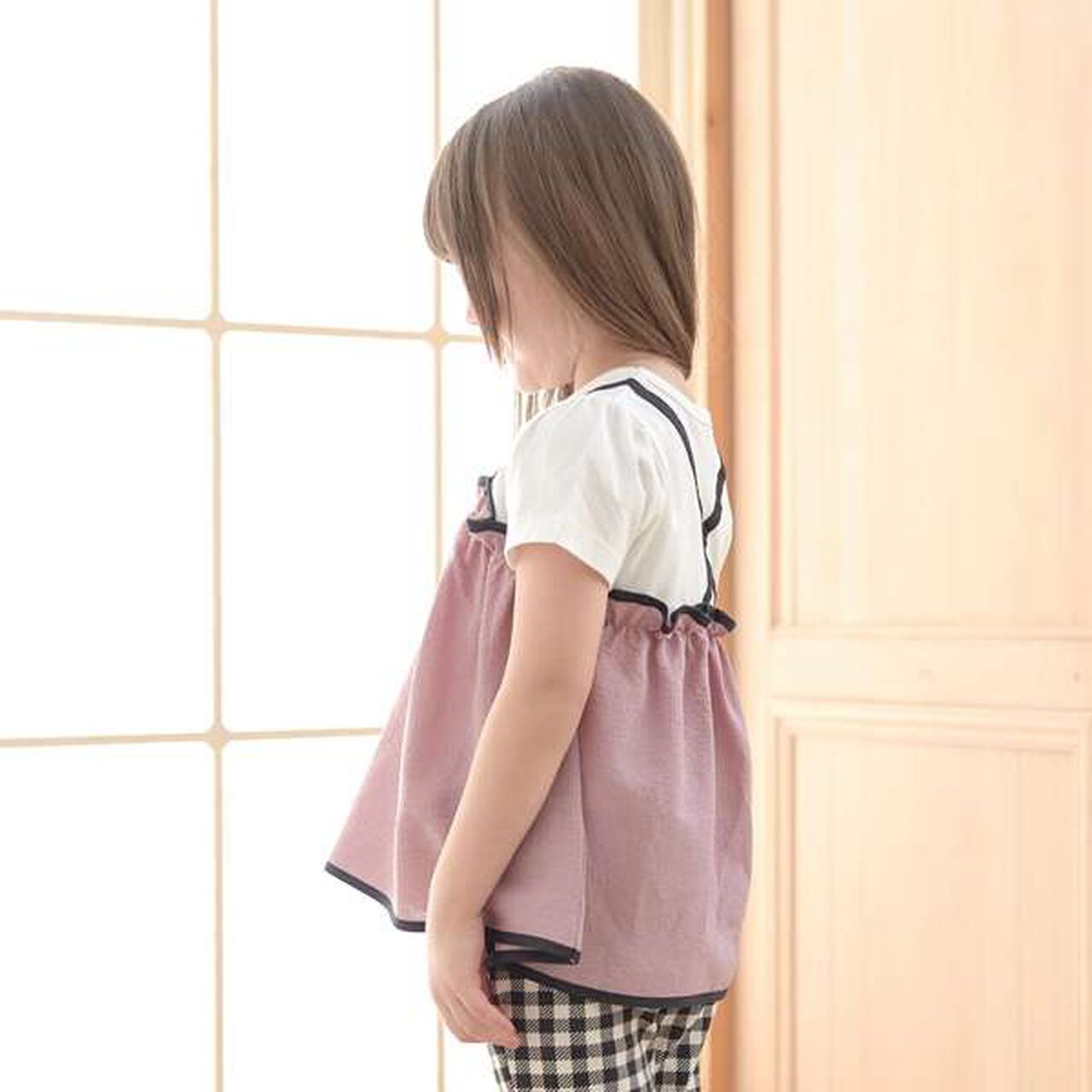 Bi-Color Camisole Docking Top,Cream, large image number 18