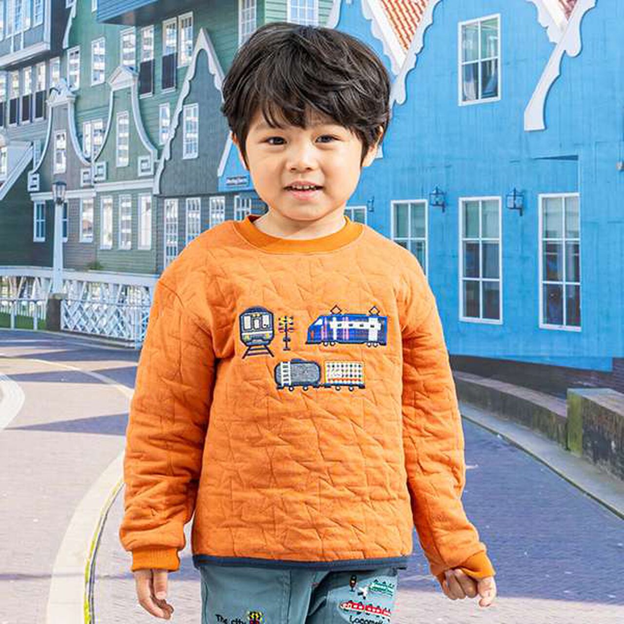 Train Appliqu&eacute; Star Quilted Sweatshirt,Light beige, large image number 14