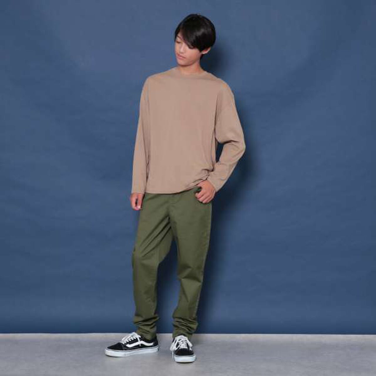 Curious George Heart Appliqué Long-Sleeve T-Shirt,White, large image number 11