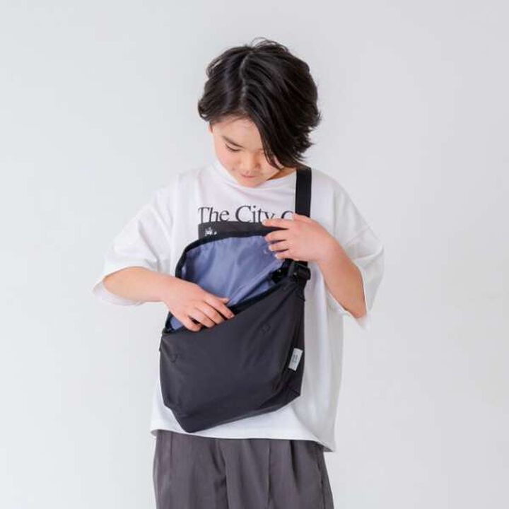 Game Console Cover Messenger Bag,Black, medium image number 1