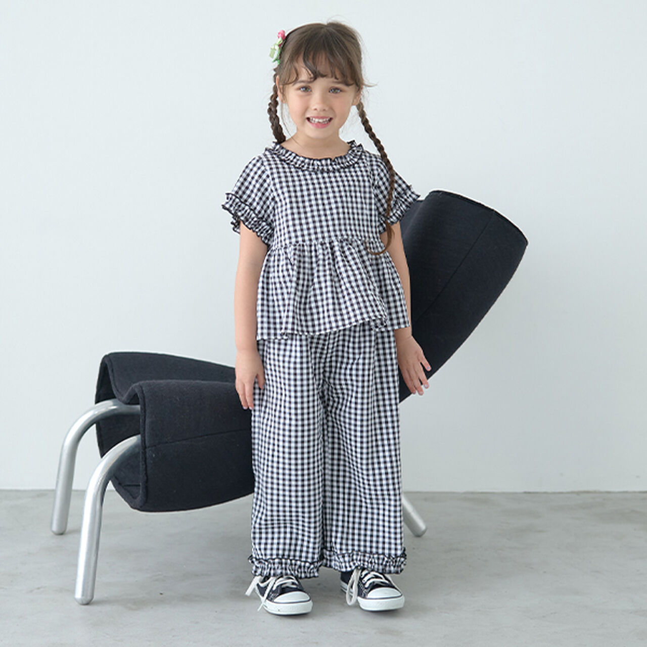 Frill Blouse & Frill Wide Pants Outfit Set,Black, large image number 24