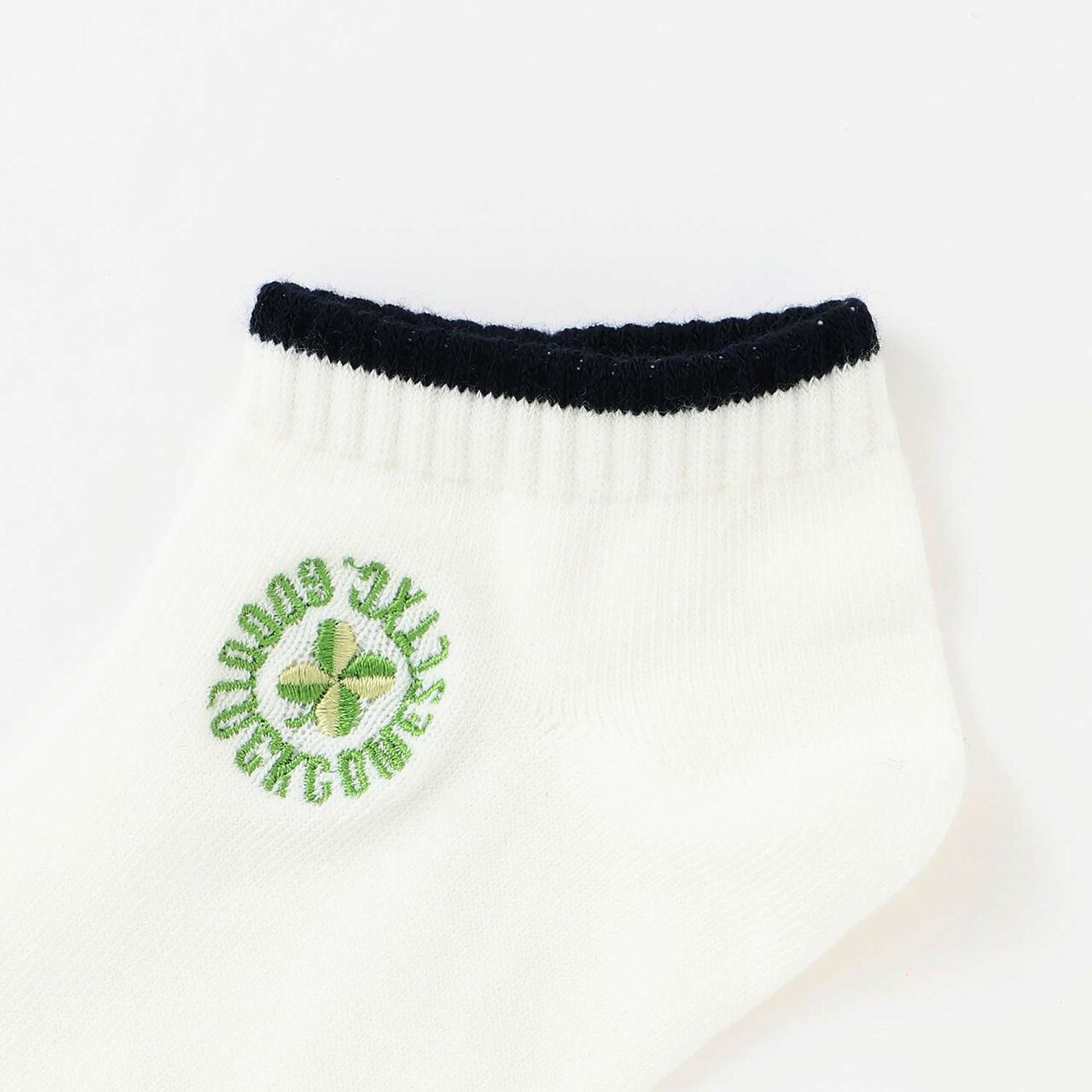 Clover Embroidered Sneaker-Length Socks,Black, large image number 1