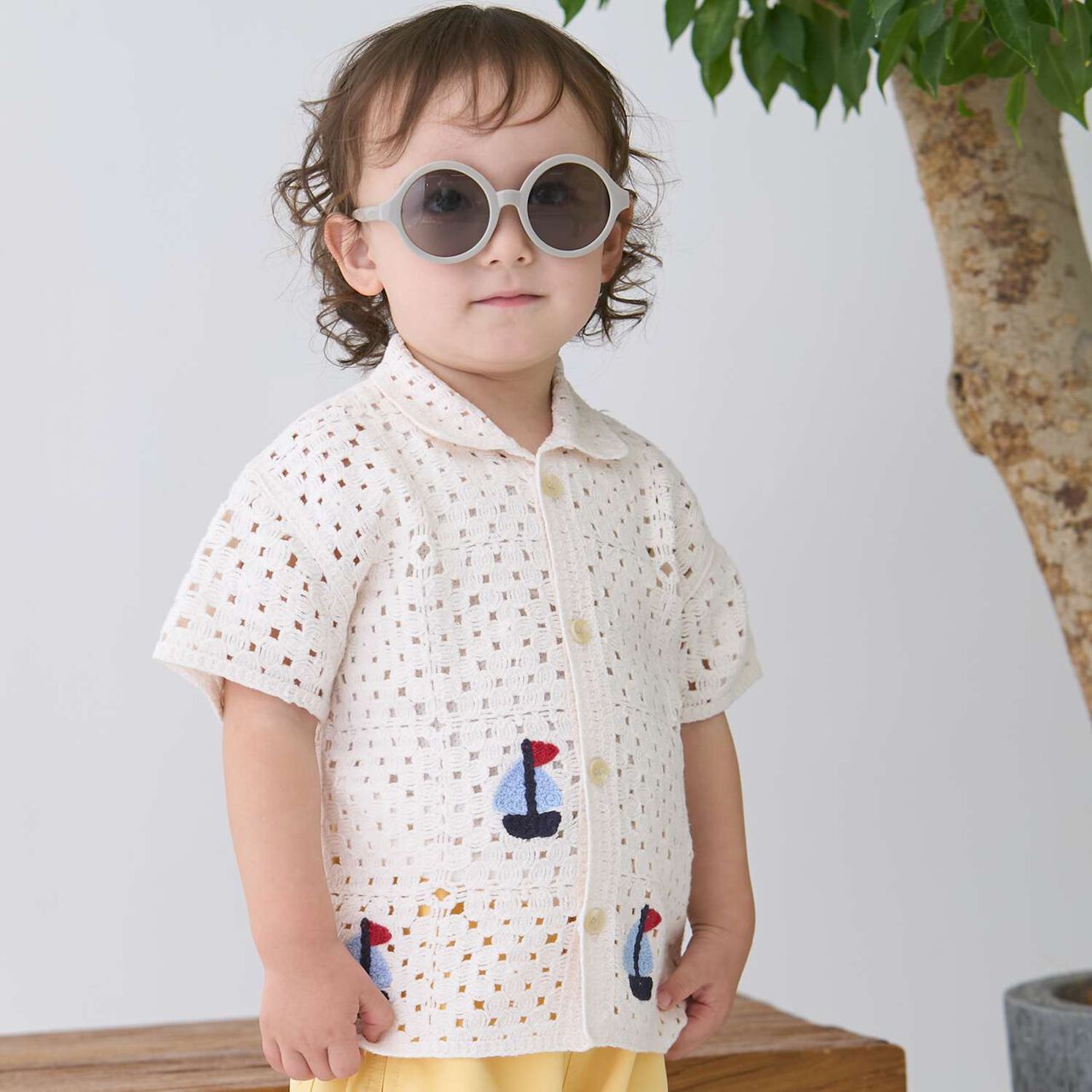 Black Crochet Open-Collar Shirt,Pearl white, large image number 1