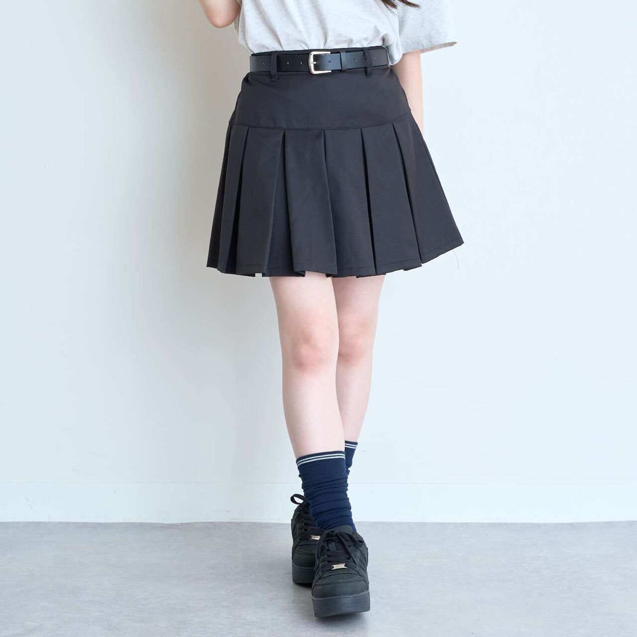 [Easy Care] Pleated Skirt with Belt,Black, large image number 8