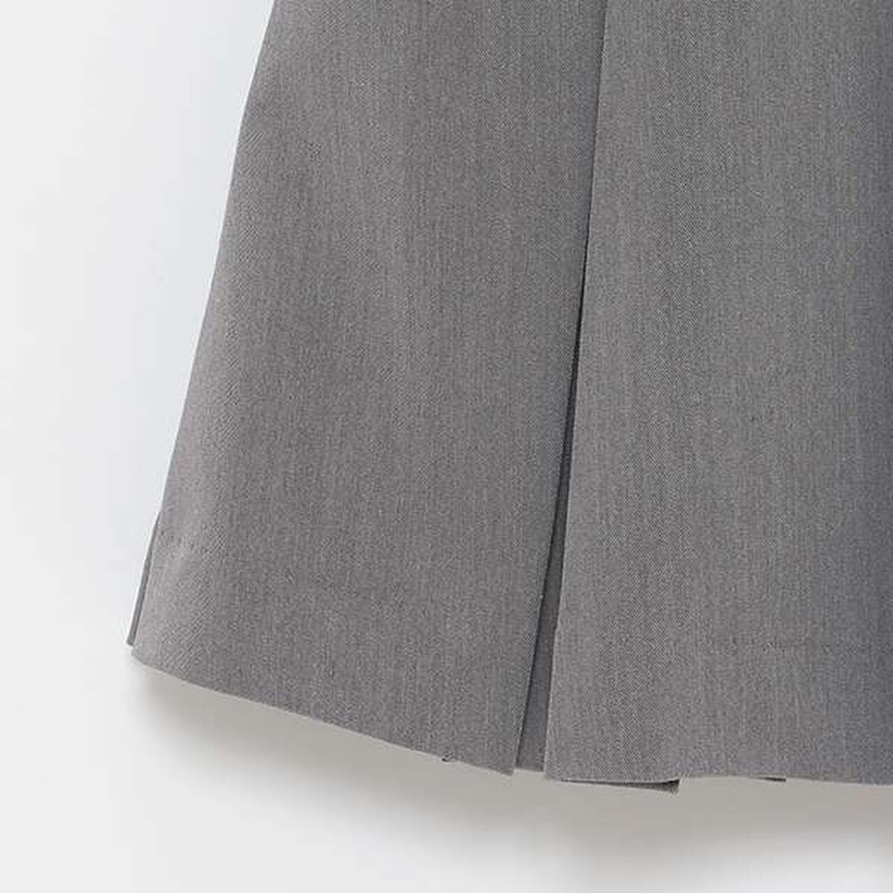 Pleated Skirt with Heart Buckle Belt (with Spats),Beige, large image number 2