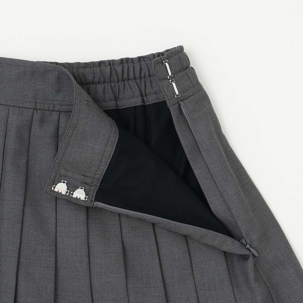 3-Tier Pleated Skirt-Pants with Letter Pouch,Gray, large image number 4