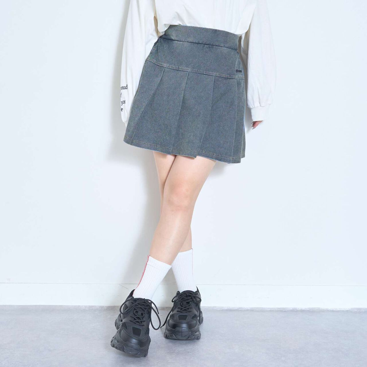 Denim-Like Cut Pleated Skirt,Gray, large image number 3